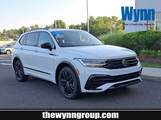 2022 Volkswagen Tiguan SE R-Line Black