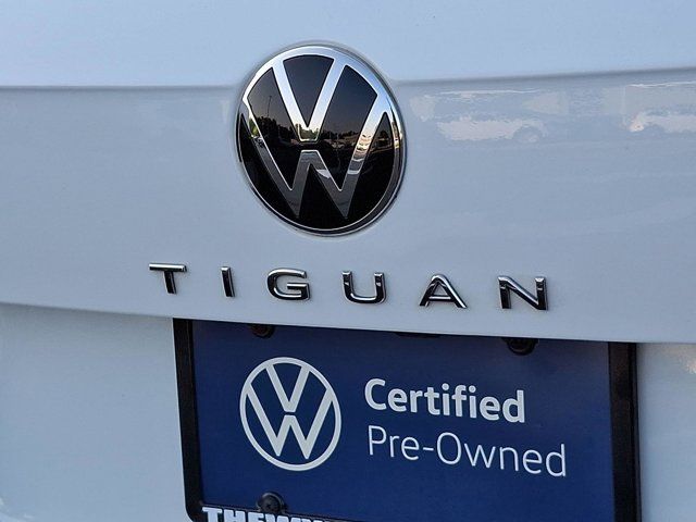 2022 Volkswagen Tiguan SE R-Line Black