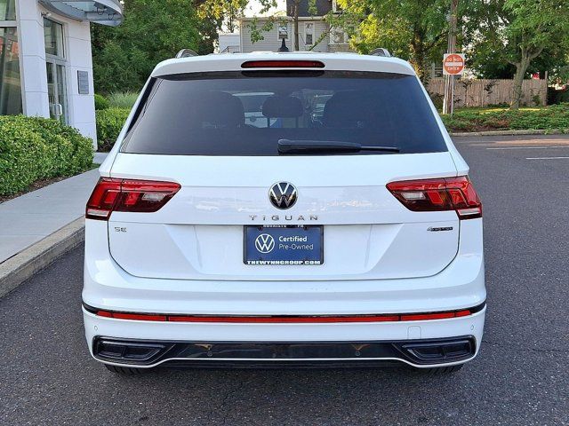 2022 Volkswagen Tiguan SE R-Line Black