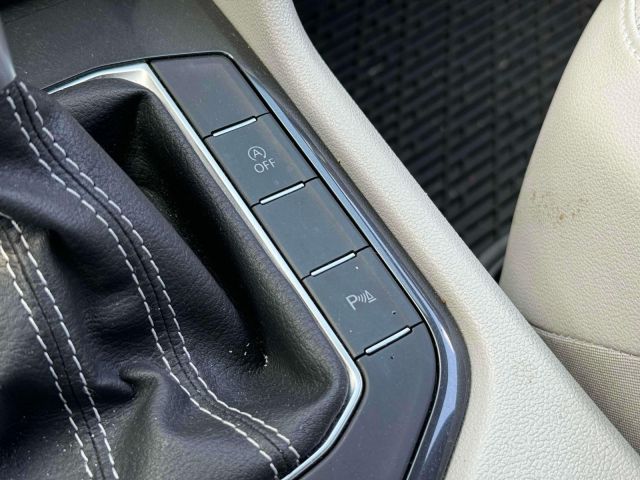2022 Volkswagen Tiguan 2.0T SE R-Line Black 4MOTION