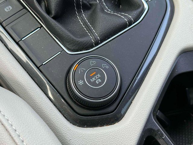 2022 Volkswagen Tiguan SE R-Line Black