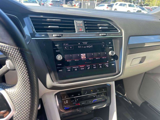 2022 Volkswagen Tiguan SE R-Line Black