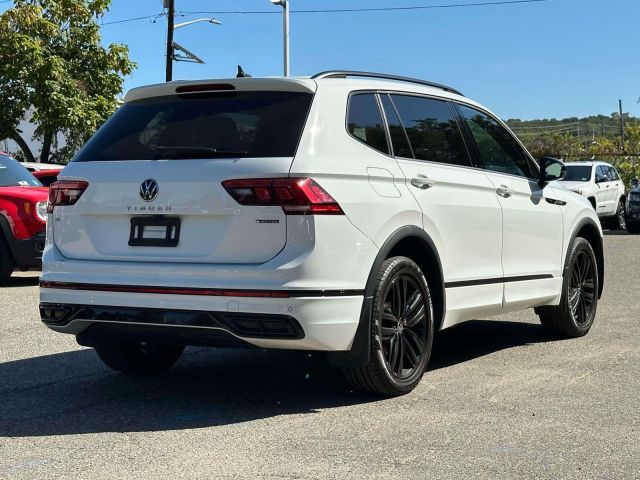 2022 Volkswagen Tiguan 2.0T SE R-Line Black 4MOTION