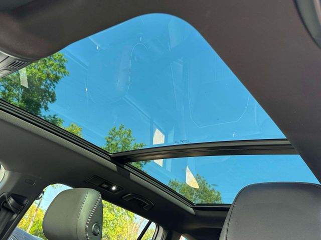 2022 Volkswagen Tiguan 2.0T SE R-Line Black 4MOTION