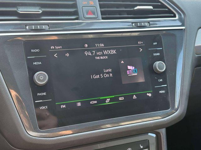 2022 Volkswagen Tiguan SE R-Line Black