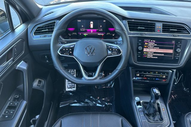 2022 Volkswagen Tiguan 2.0T SE R-Line Black 2022 Volkswagen Tiguan 2.0T SE R-Line Black