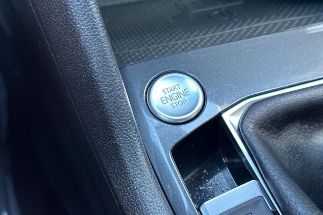 2022 Volkswagen Tiguan 2.0T SE R-Line Black 2022 Volkswagen Tiguan 2.0T SE R-Line Black