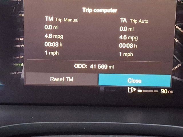 2022 Volvo XC60 Momentum