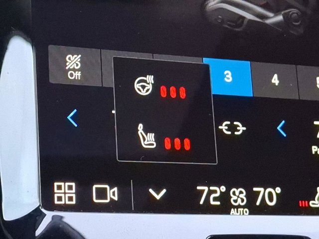 2022 Volvo XC60 Momentum