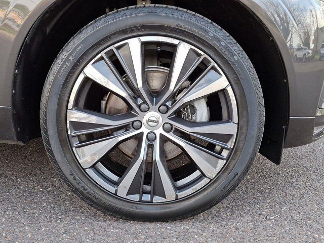 2022 Volvo XC60 Momentum