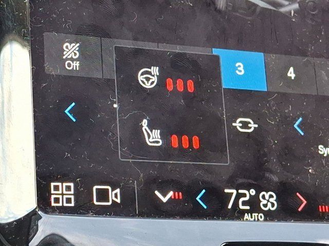 2022 Volvo XC60 Momentum