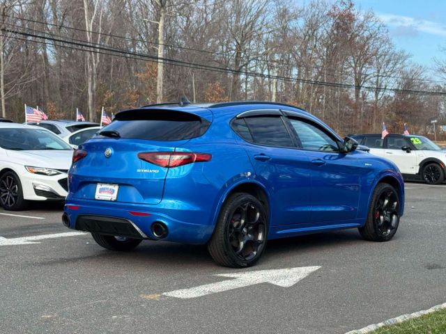 2023 Alfa Romeo Stelvio Veloce AWD 2023 Alfa Romeo Stelvio Veloce AWD