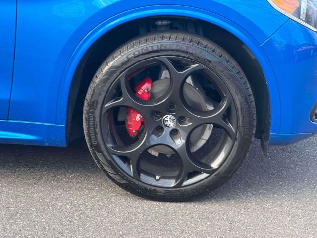 2023 Alfa Romeo Stelvio Veloce AWD 2023 Alfa Romeo Stelvio Veloce AWD