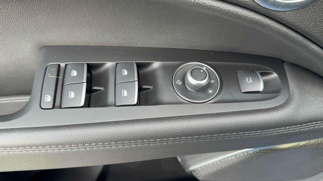 2023 Alfa Romeo Stelvio Veloce AWD 2023 Alfa Romeo Stelvio Veloce AWD