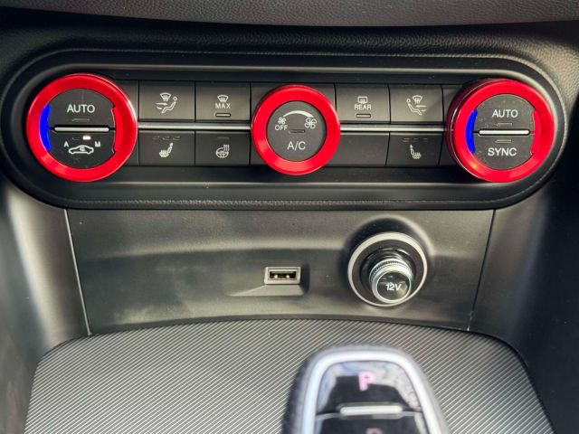 2023 Alfa Romeo Stelvio Veloce AWD 2023 Alfa Romeo Stelvio Veloce AWD