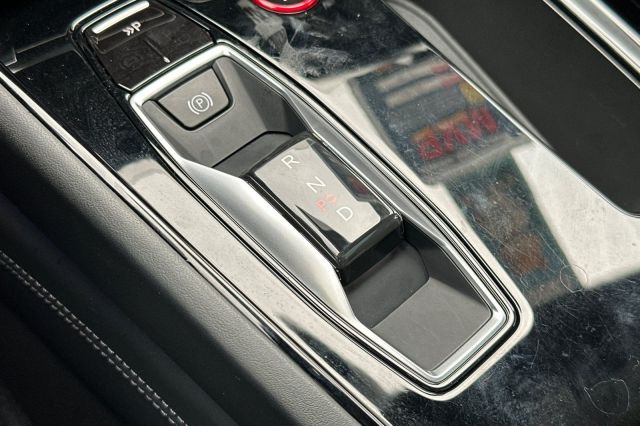 2023 Audi e-tron GT Prestige 2023 Audi e-tron GT Prestige