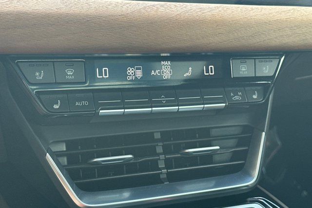 2023 Audi e-tron GT Premium Plus Pre-Owned 2023 Audi e-tron GT Premium Plus Pre-Owned