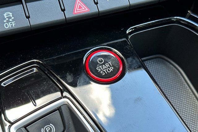 2023 Audi e-tron GT Premium Plus Pre-Owned 2023 Audi e-tron GT Premium Plus Pre-Owned