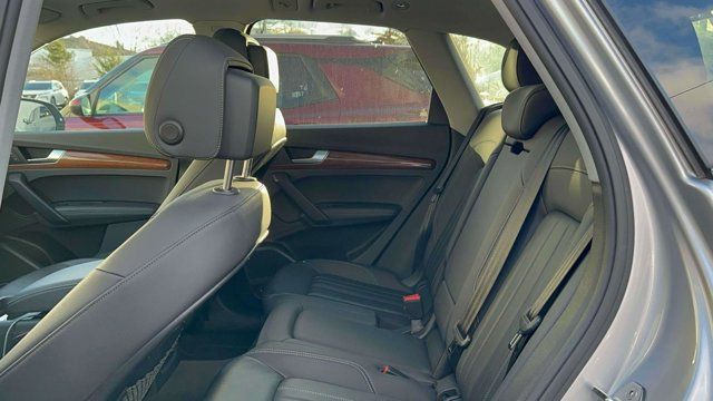 2023 Audi Q5 S line Premium Plus