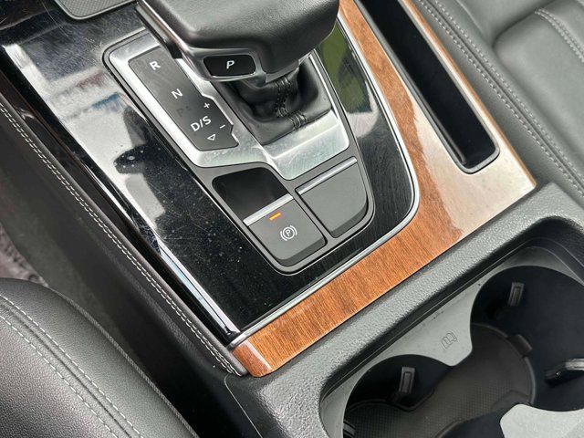 2023 Audi Q5 S line Premium Plus