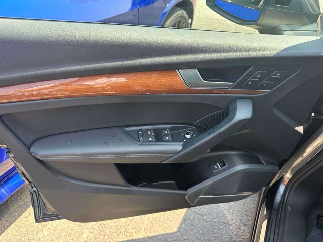 2023 Audi Q5 S line Premium Plus