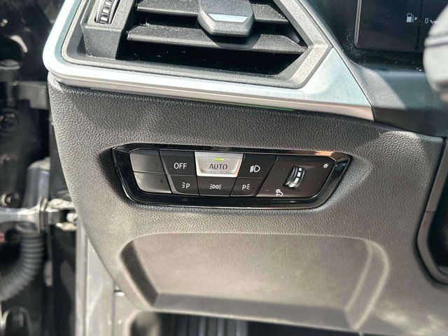 2023 BMW 3 Series 330i xDrive