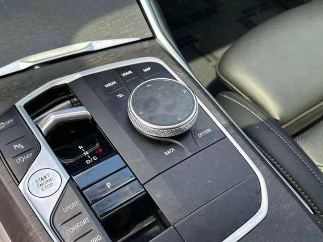 2023 BMW 3 Series 330i xDrive