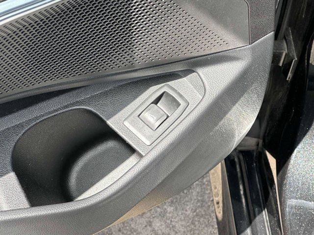 2023 BMW 3 Series 330i xDrive 2023 BMW 3 Series 330i xDrive