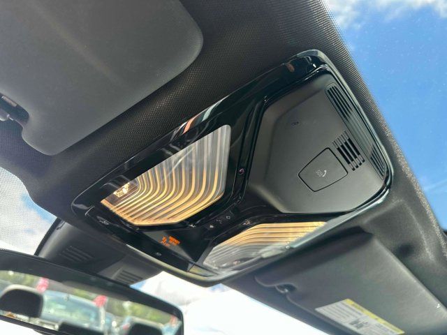 2023 BMW 3 Series 330i xDrive 2023 BMW 3 Series 330i xDrive