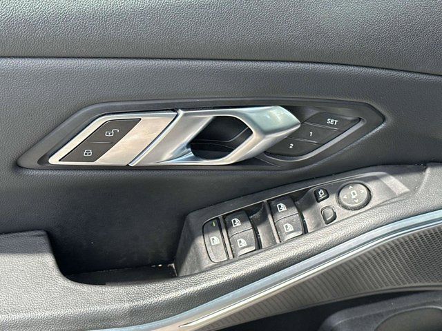 2023 BMW 3 Series 330i xDrive 2023 BMW 3 Series 330i xDrive