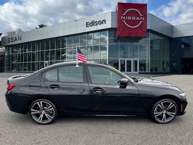 2023 BMW 3 Series 330i xDrive Sedan
