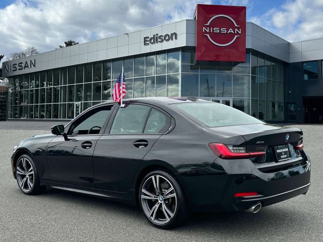 2023 BMW 3 Series 330i xDrive Sedan