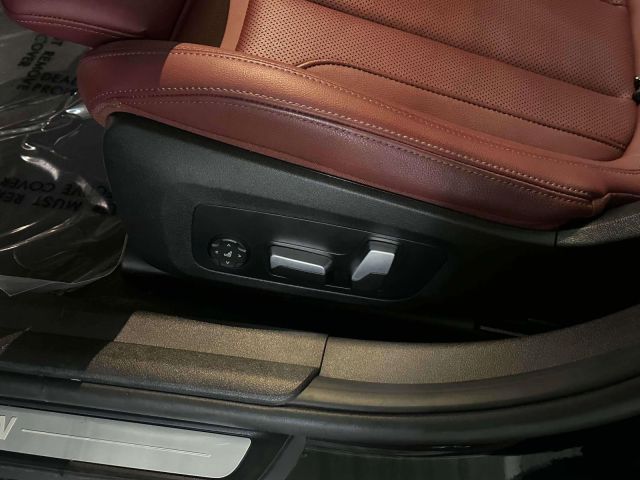 2023 BMW 3 Series 330i xDrive Sedan