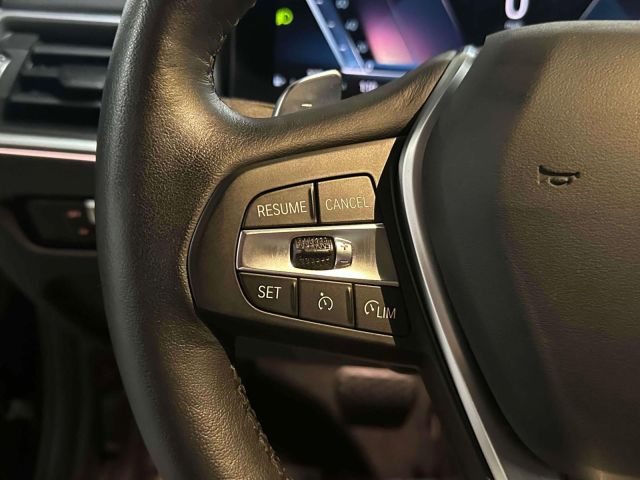 2023 BMW 3 Series 330i xDrive Sedan