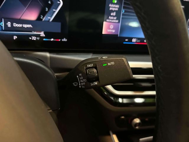 2023 BMW 3 Series 330i xDrive Sedan