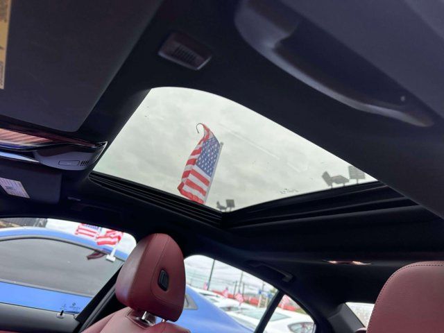 2023 BMW 3 Series 330i xDrive