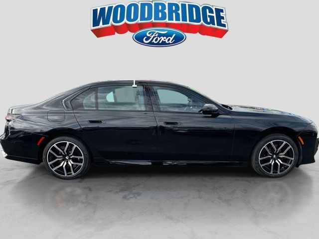 2023 BMW 7 Series 760i xDrive
