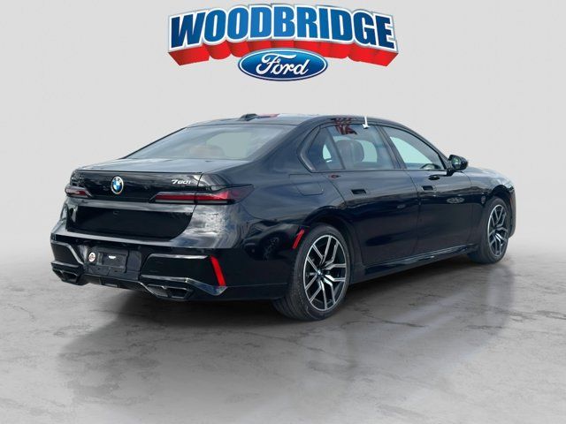 2023 BMW 7 Series 760i xDrive