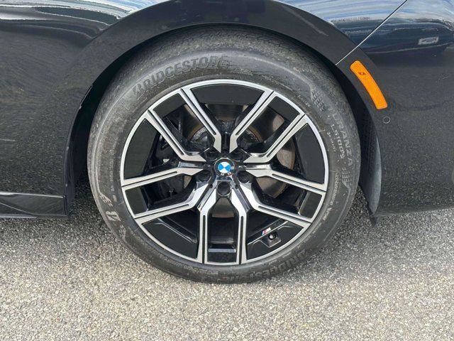 2023 BMW 7 Series 760i xDrive