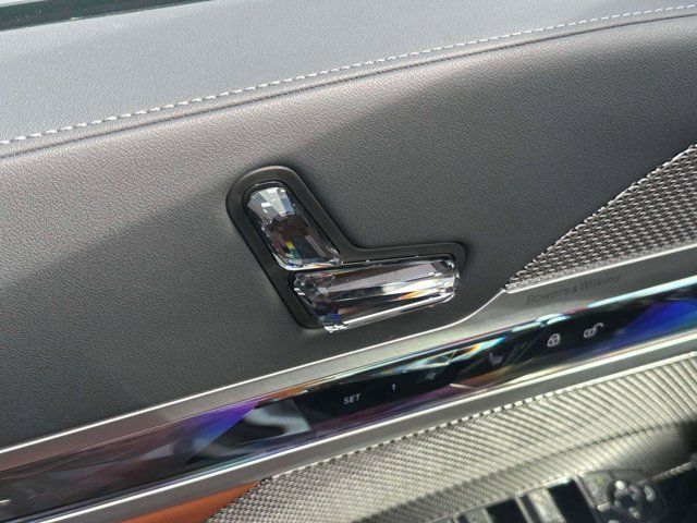 2023 BMW 7 Series 760i xDrive