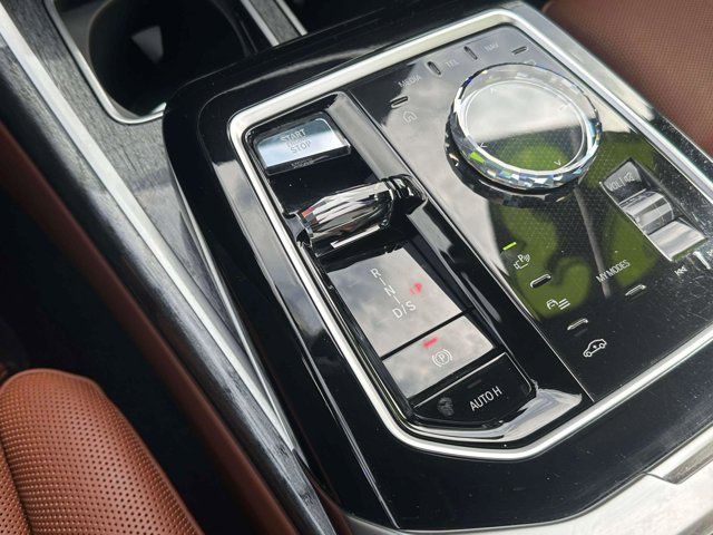 2023 BMW 7 Series 760i xDrive