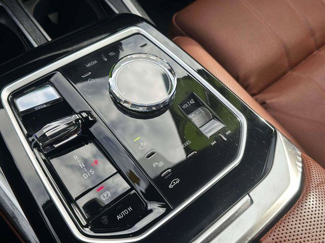 2023 BMW 7 Series 760i xDrive