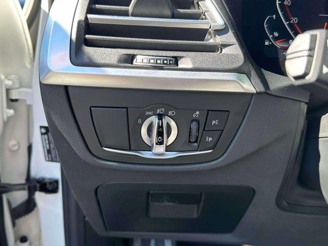 2023 BMW X3 xDrive30i 2023 BMW X3 xDrive30i