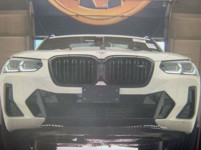 2023 BMW X3 M40i