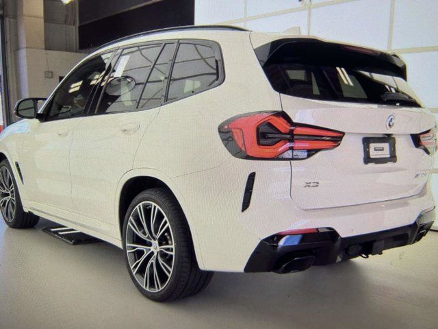 2023 BMW X3 M40i