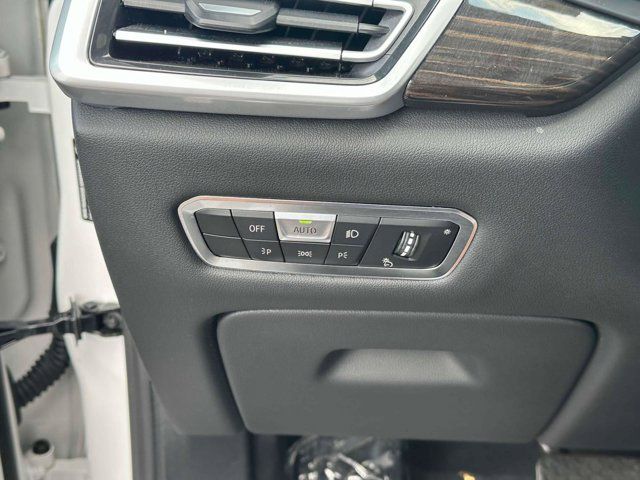 2023 BMW X6 xDrive40i