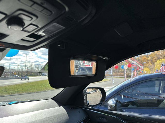 2023 Cadillac Escalade 4WD Premium Luxury 2023 Cadillac Escalade 4WD Premium Luxury