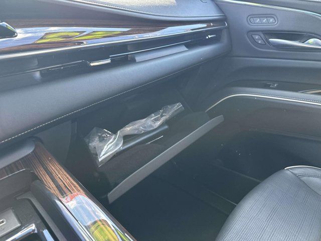 2023 Cadillac Escalade 4WD Premium Luxury 2023 Cadillac Escalade 4WD Premium Luxury