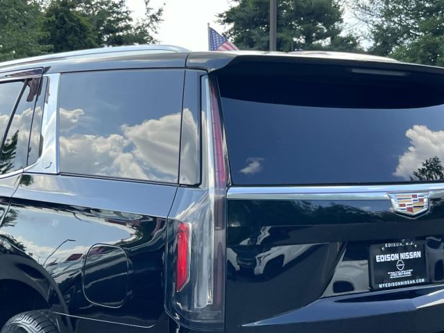 2023 Cadillac Escalade 4WD 4dr Premium Luxury