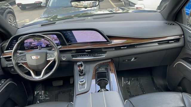 2023 Cadillac Escalade 4WD 4dr Premium Luxury